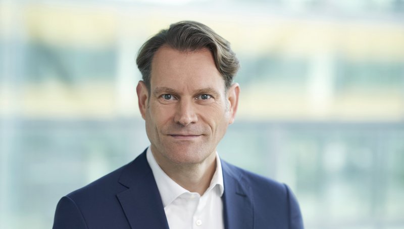 Nikolai Setzer - official picture