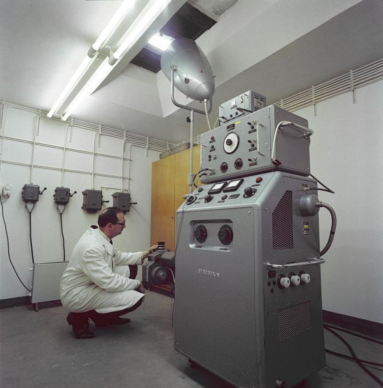 Laboratory below the Contidrom